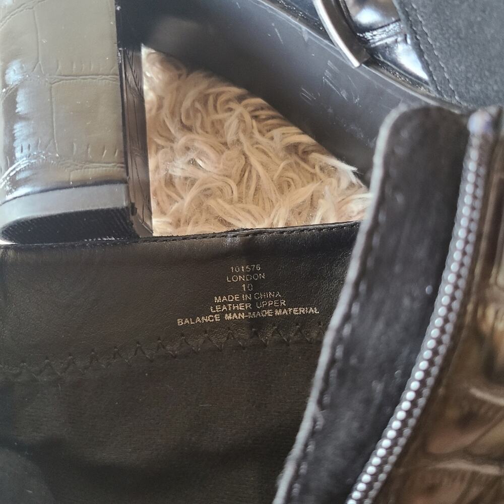 Michael Shannon Suede Booties Size 10 - Picture 11 of 16